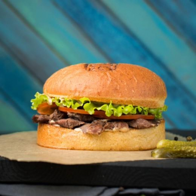 Стейк-бургер